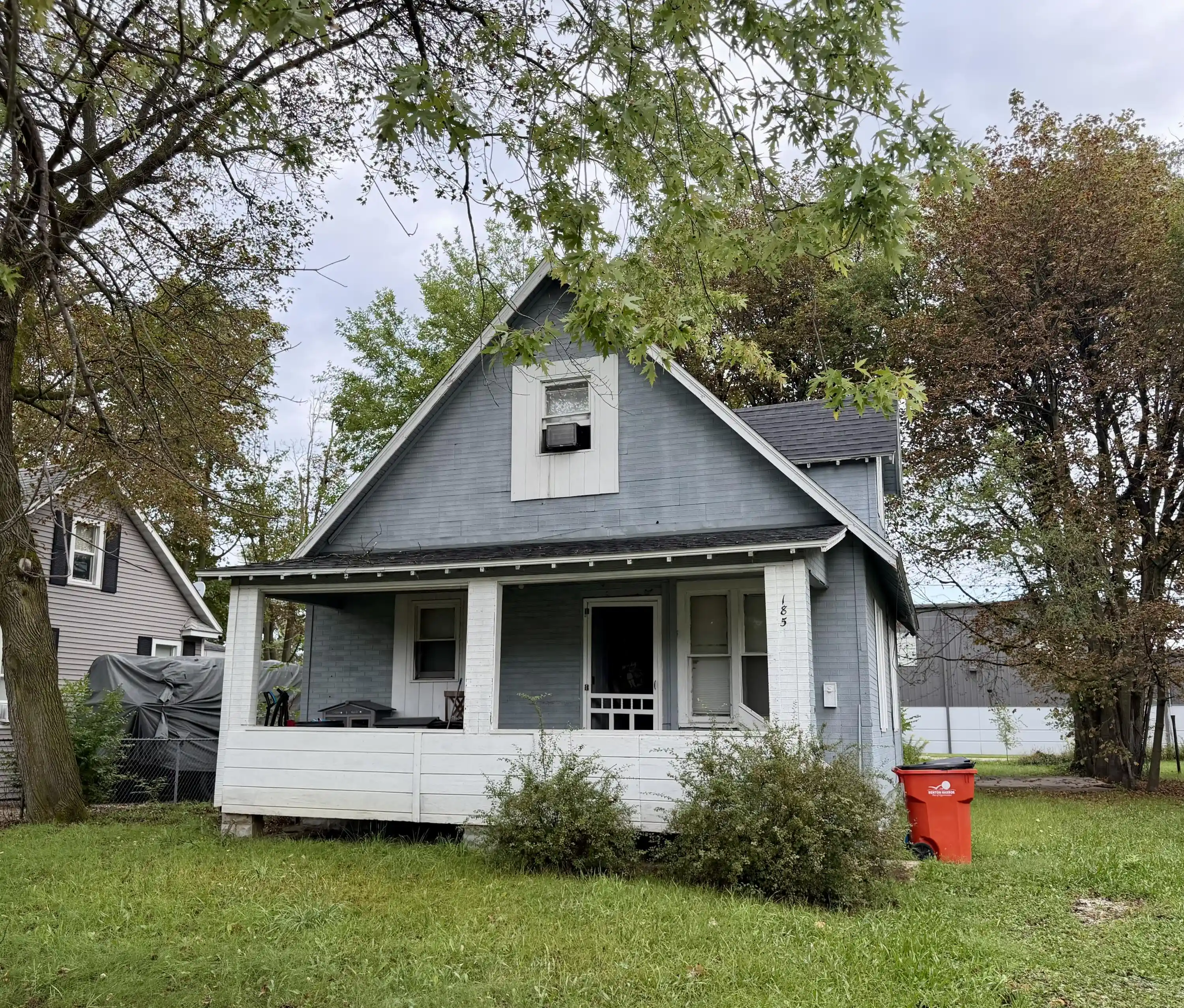 Photo 1 of Single family home for sale at 185 Hastings Ave, Benton Harbor, MI 49022 | MLS# 69026051448 | Listing updated on 2026-09-29