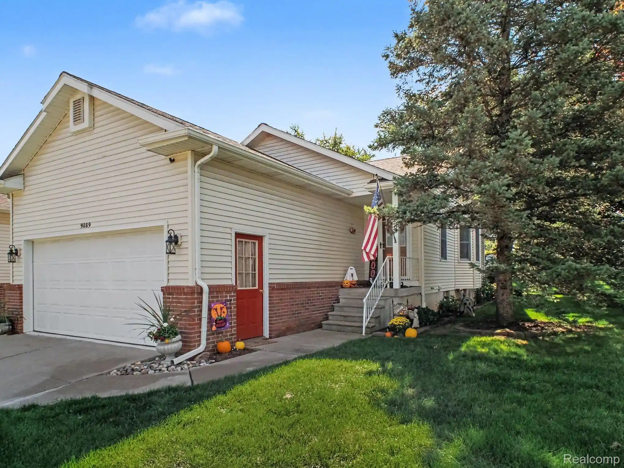 Photo 1 of Sale Pending at 9089 Luea Ln, Swartz Creek, MI 48473 | MLS# 20261078112 | Listing updated on 2026-10-23