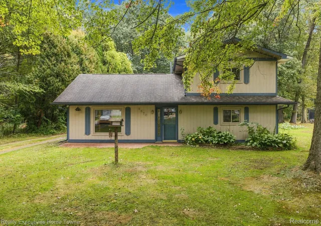 Photo 1 of Sale Pending at 6670 Holland Rd, Clay, MI 48001 | MLS# 20261078121 | Listing updated on 2026-10-30