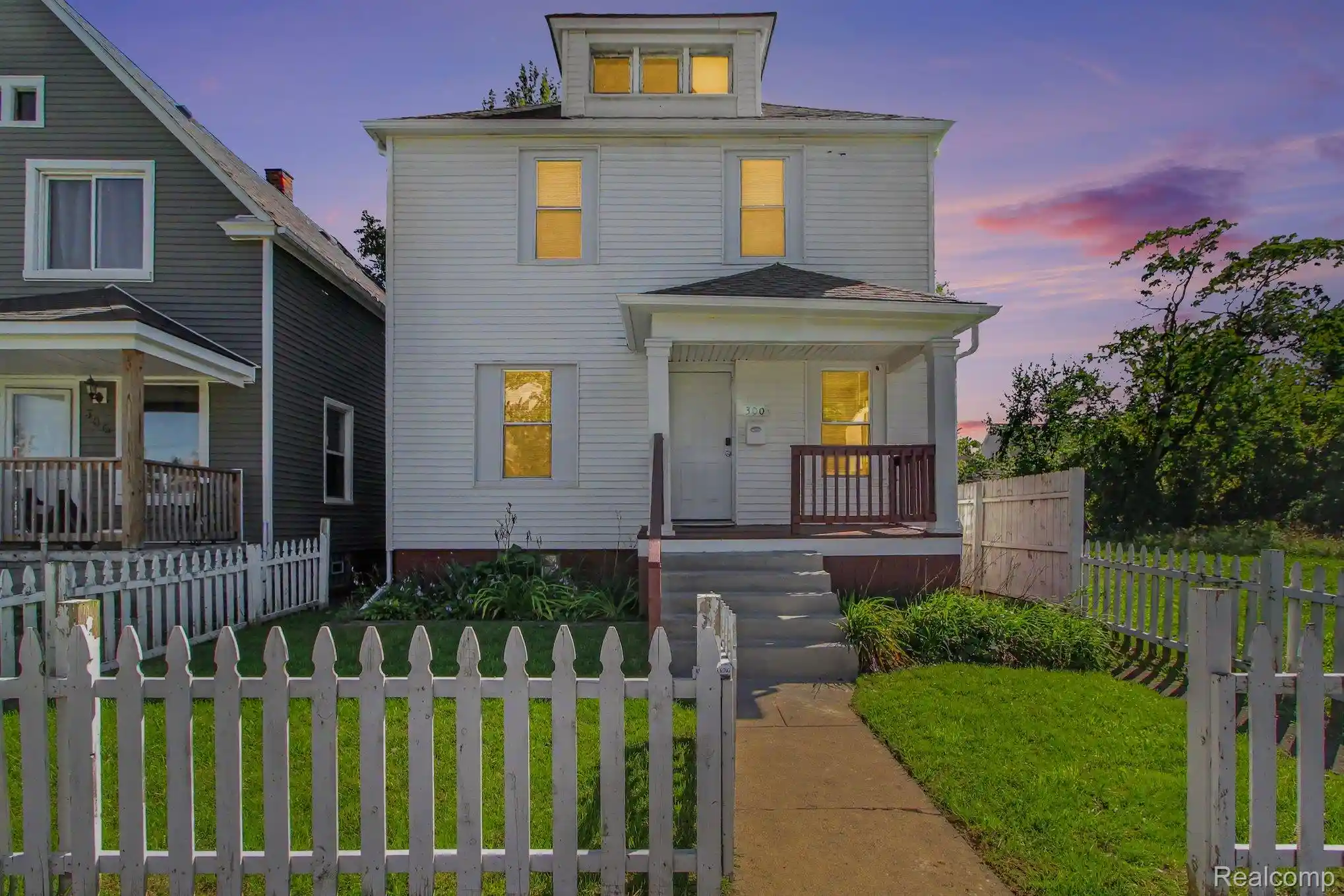 Photo 1 of Single family home for sale at 300 E Euclid St, Detroit, MI 48202 | MLS# 20261078135 | Listing updated on 2026-10-21