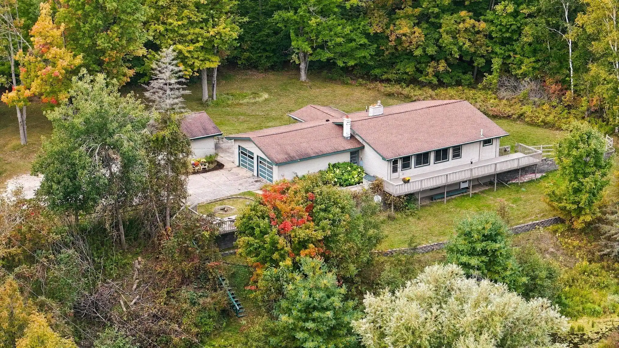 Photo 1 of Single family home for sale at 8370 W Blue Rd, Lake City, MI 49651 | MLS# 78080073973 | Listing updated on 2026-10-18