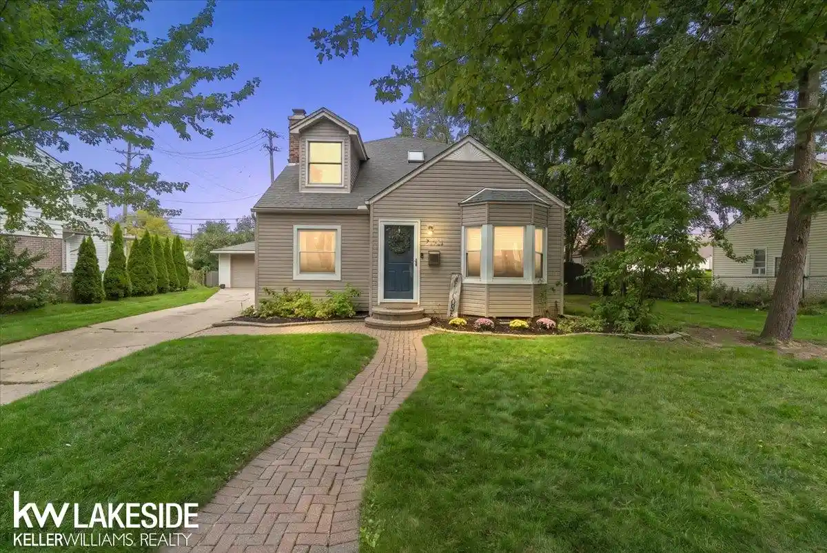 Photo 1 of Sale Pending at 21521 Gaukler St, Saint Clair Shores, MI 48080 | MLS# 58050223165 | Listing updated on 2026-10-13