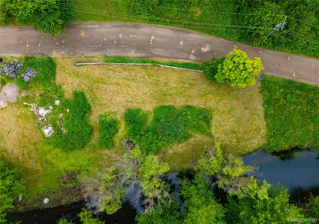 Photo 1 of Land for sale at 9731 Portage Trl, White Lake, MI 48386 | MLS# 20261078251 | Listing updated on 2026-10-29