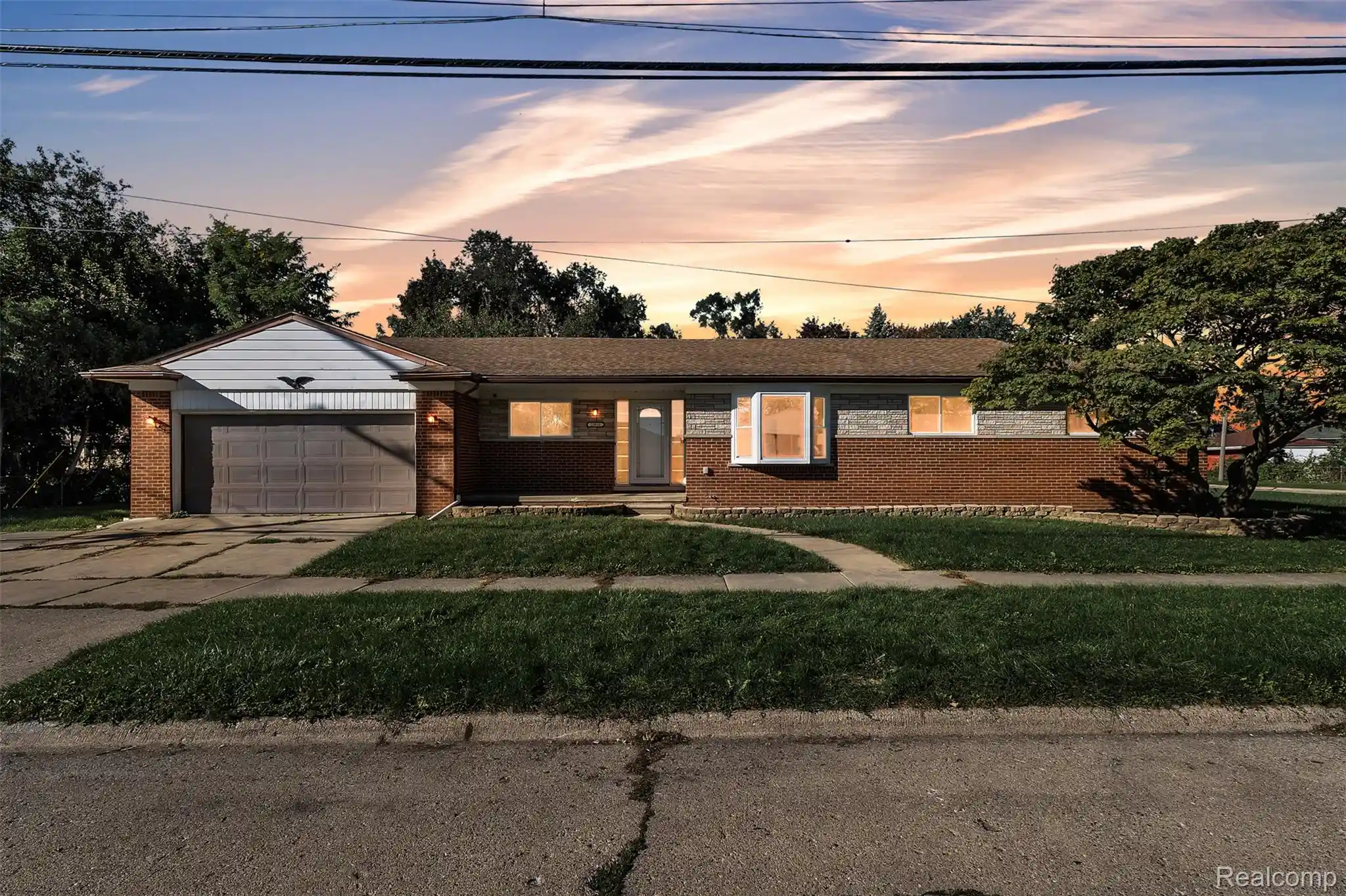 Photo 1 of Sale Pending at 25016 Elmira, Redford, MI 48239 | MLS# 20261078289 | Listing updated on 2026-10-18
