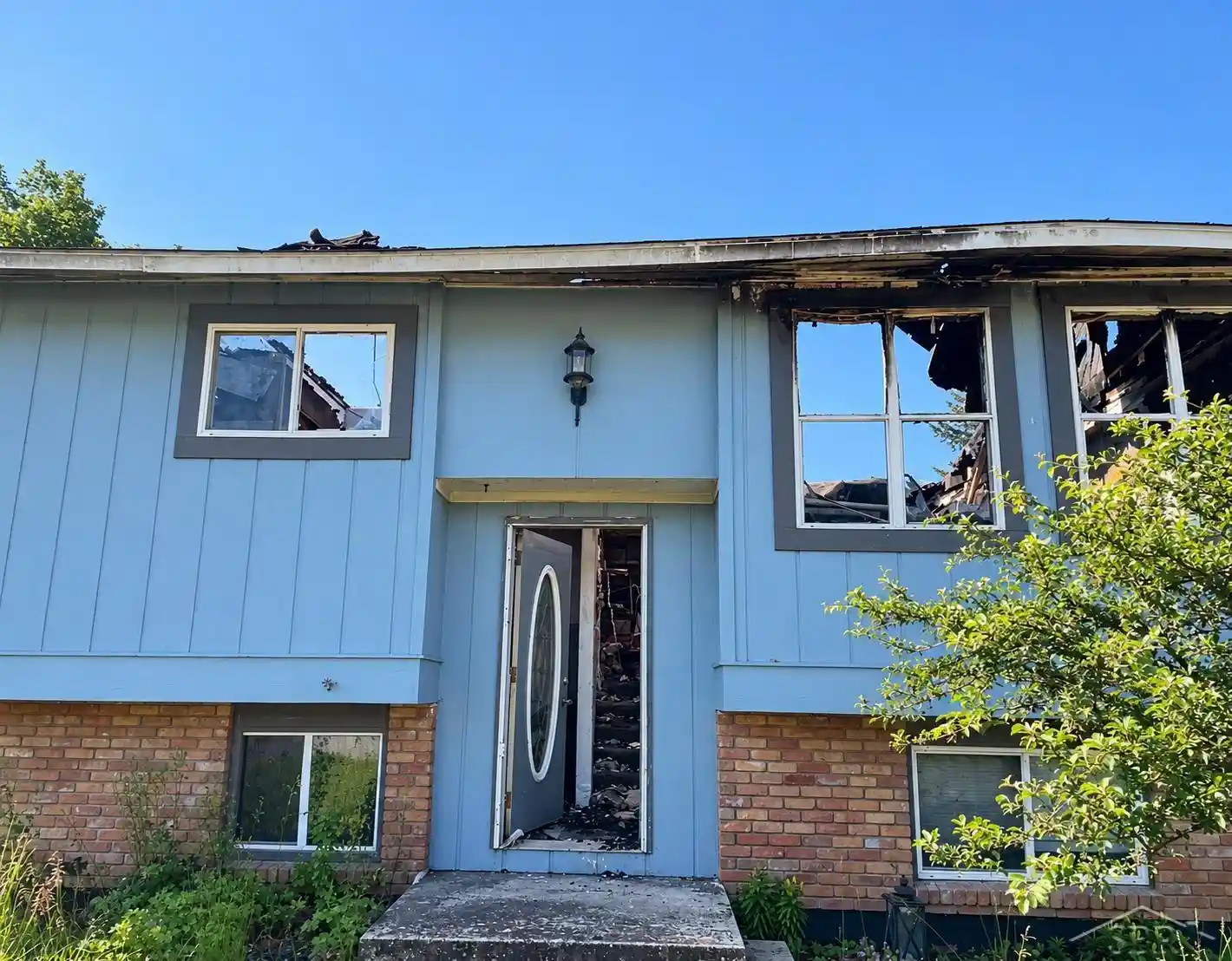 Photo 1 of Single family home for sale at 411 W Ave D Dr, Newberry, MI 49868 | MLS# 61050223187 | Listing updated on 2026-10-28