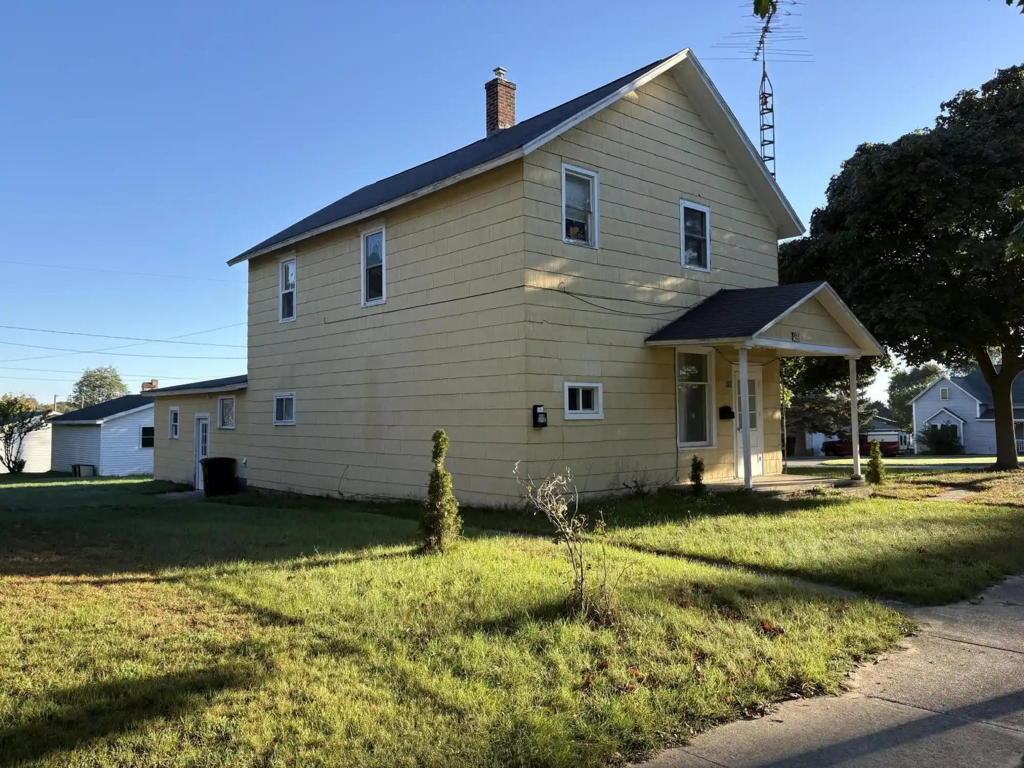 Photo 1 of Multi family home for sale at 409 4th Street, Ludington, MI 49431 | MLS# 67026051606 | Listing updated on 2026-09-28