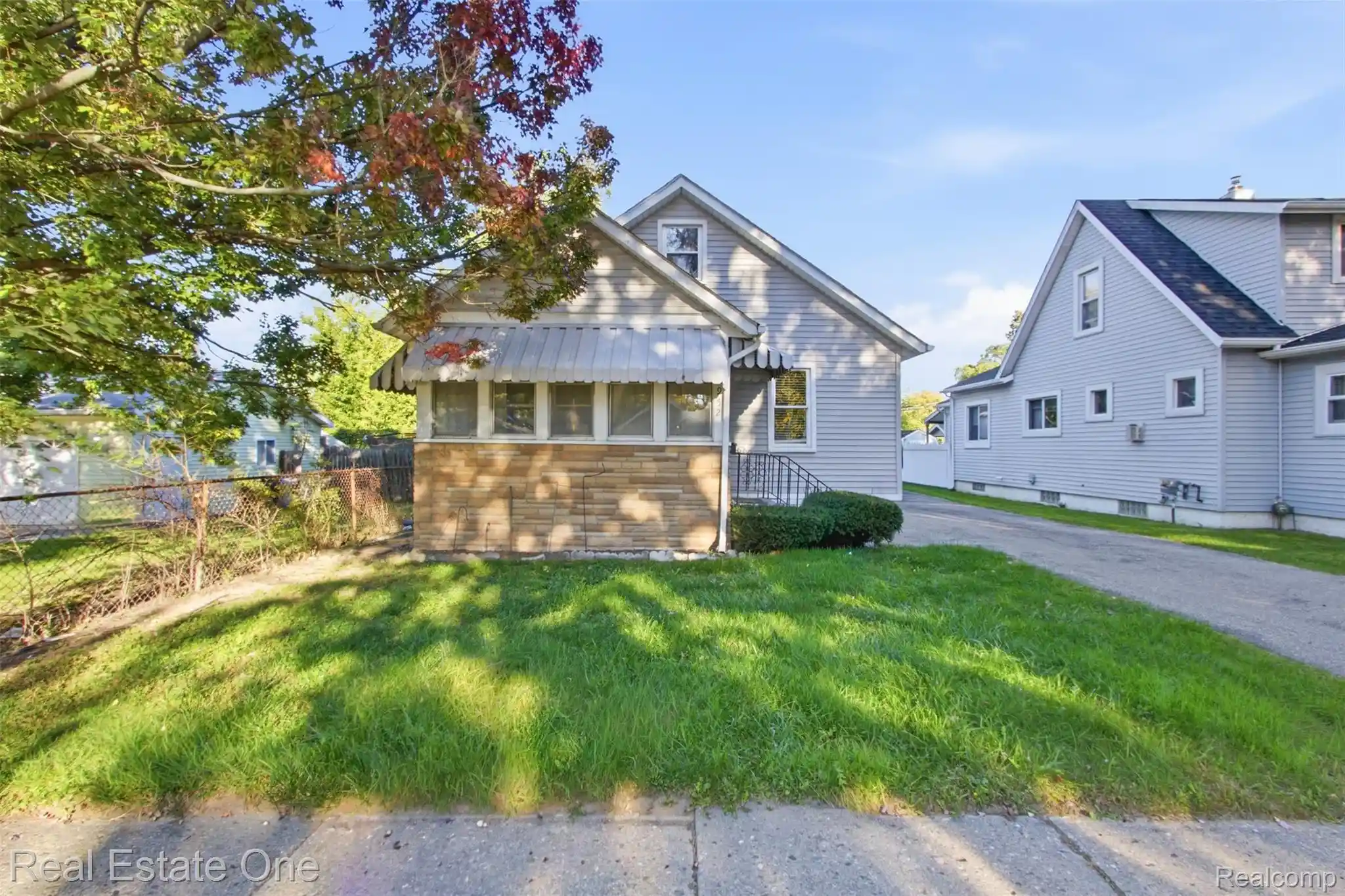 Single family home for sale at 952 Emerson Ave, Pontiac, MI 48340 | MLS# 20261078387