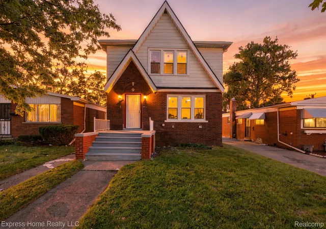 Photo 1 of Multi family home for sale at 19229 Dequindre St, Detroit, MI 48234 | MLS# 20261078426 | Listing updated on 2026-10-27