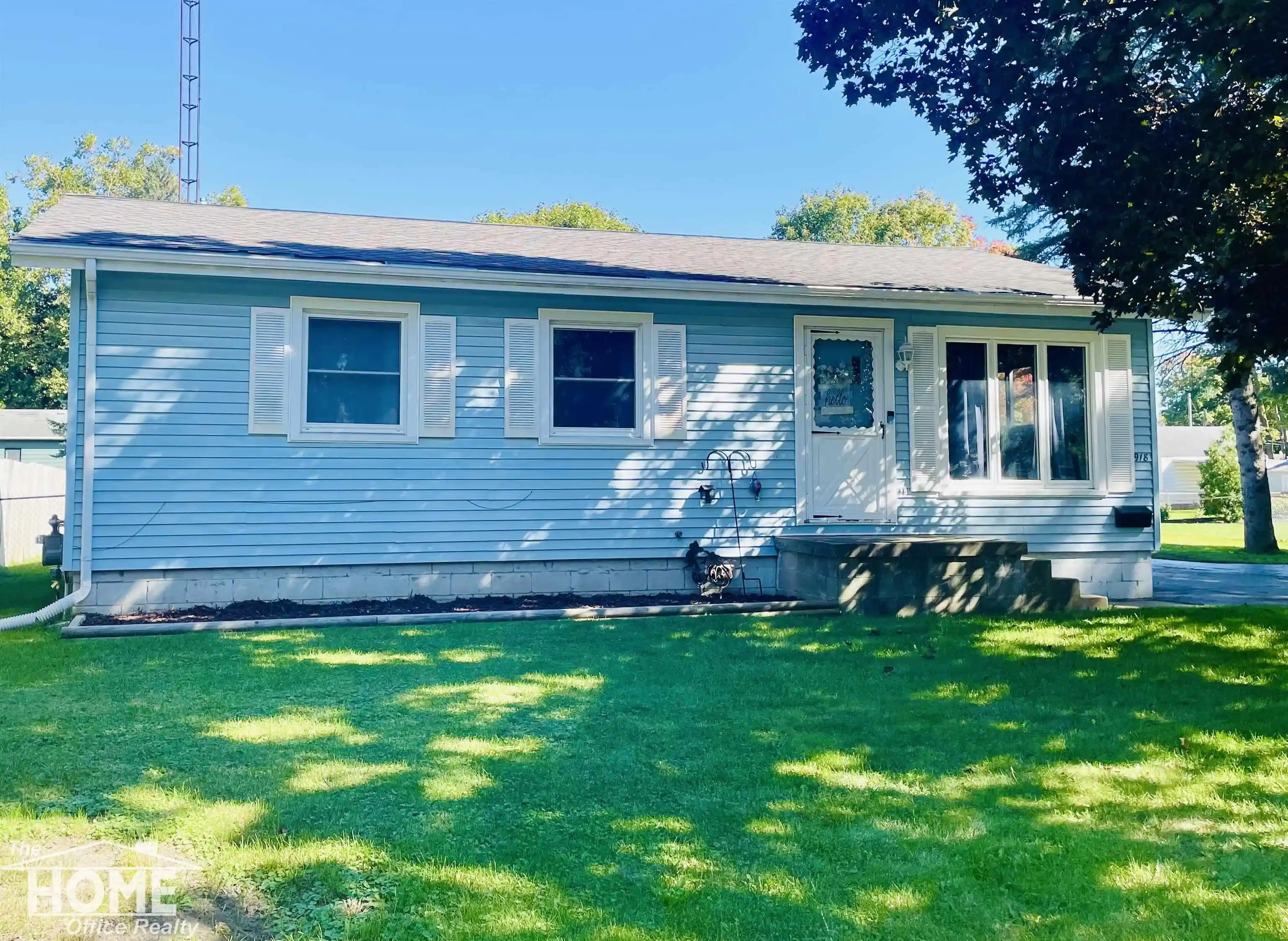 Photo 1 of Sale Pending at 918 Dingwall Dr, Owosso, MI 48867 | MLS# 5050223208 | Listing updated on 2026-10-03