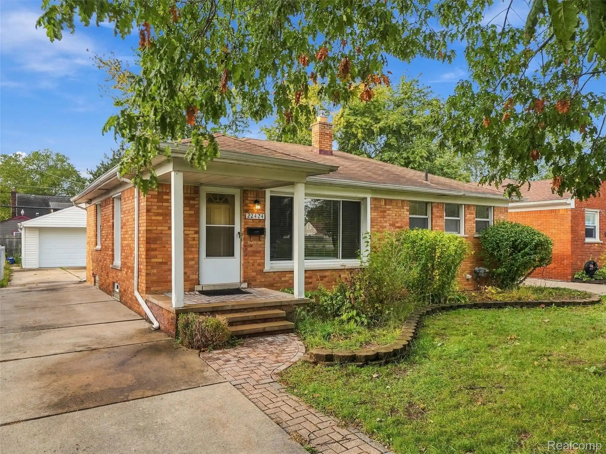 Photo 1 of Single family home for sale at 22424 Trombly St, Saint Clair Shores, MI 48080 | MLS# 20261078479 | Listing updated on 2026-10-31