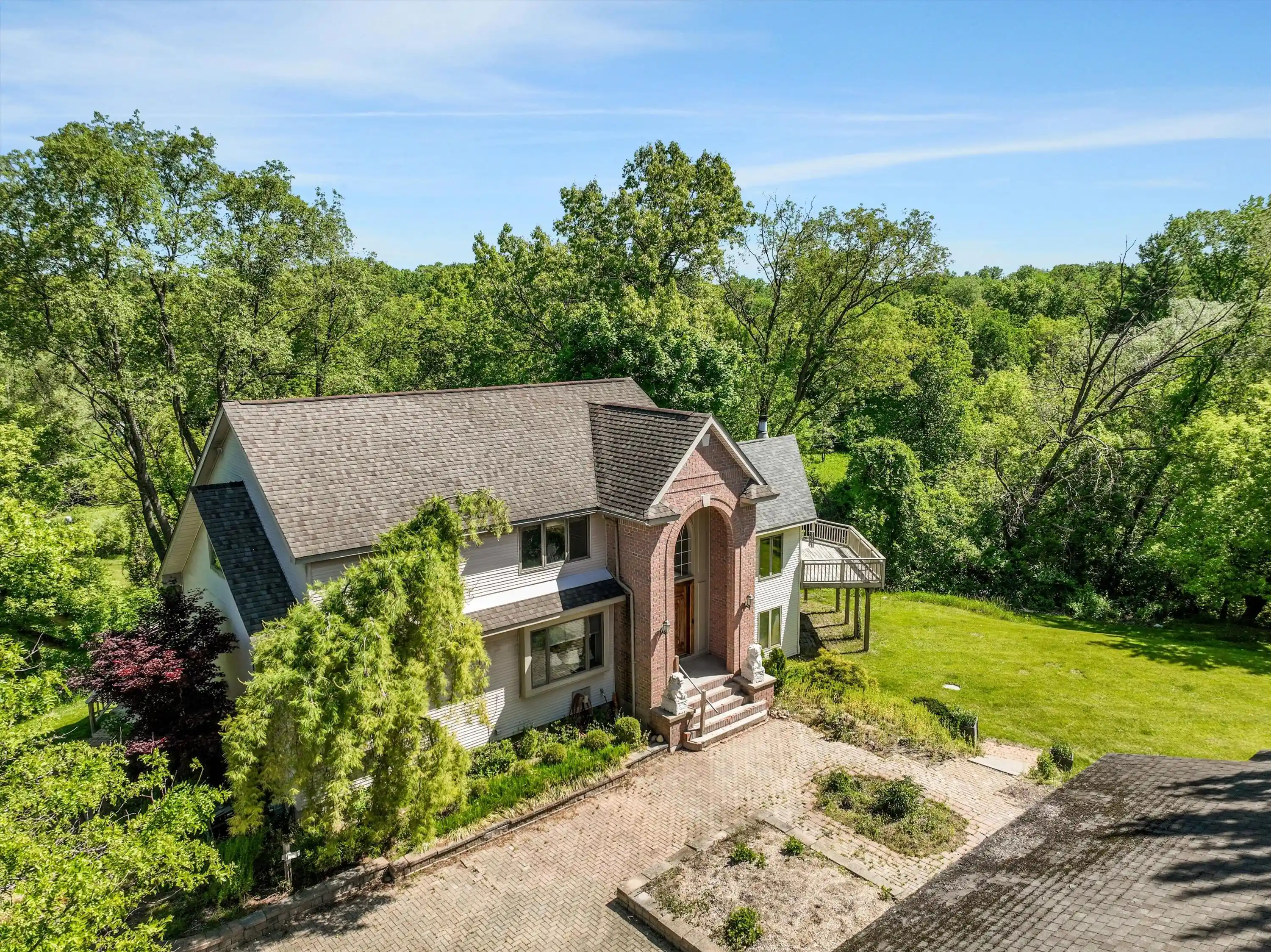 Photo 1 of Single family home for sale at 1150 N Livernois Rd, Rochester Hills, MI 48306 | MLS# 81026051682 | Listing updated on 2026-09-28