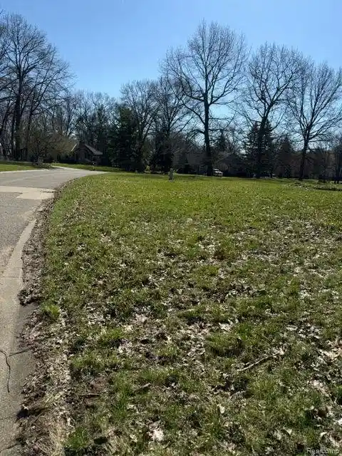 Land for sale at 5926 Hunters Ridge Dr, Washington, MI 48094 | MLS# 20261078513