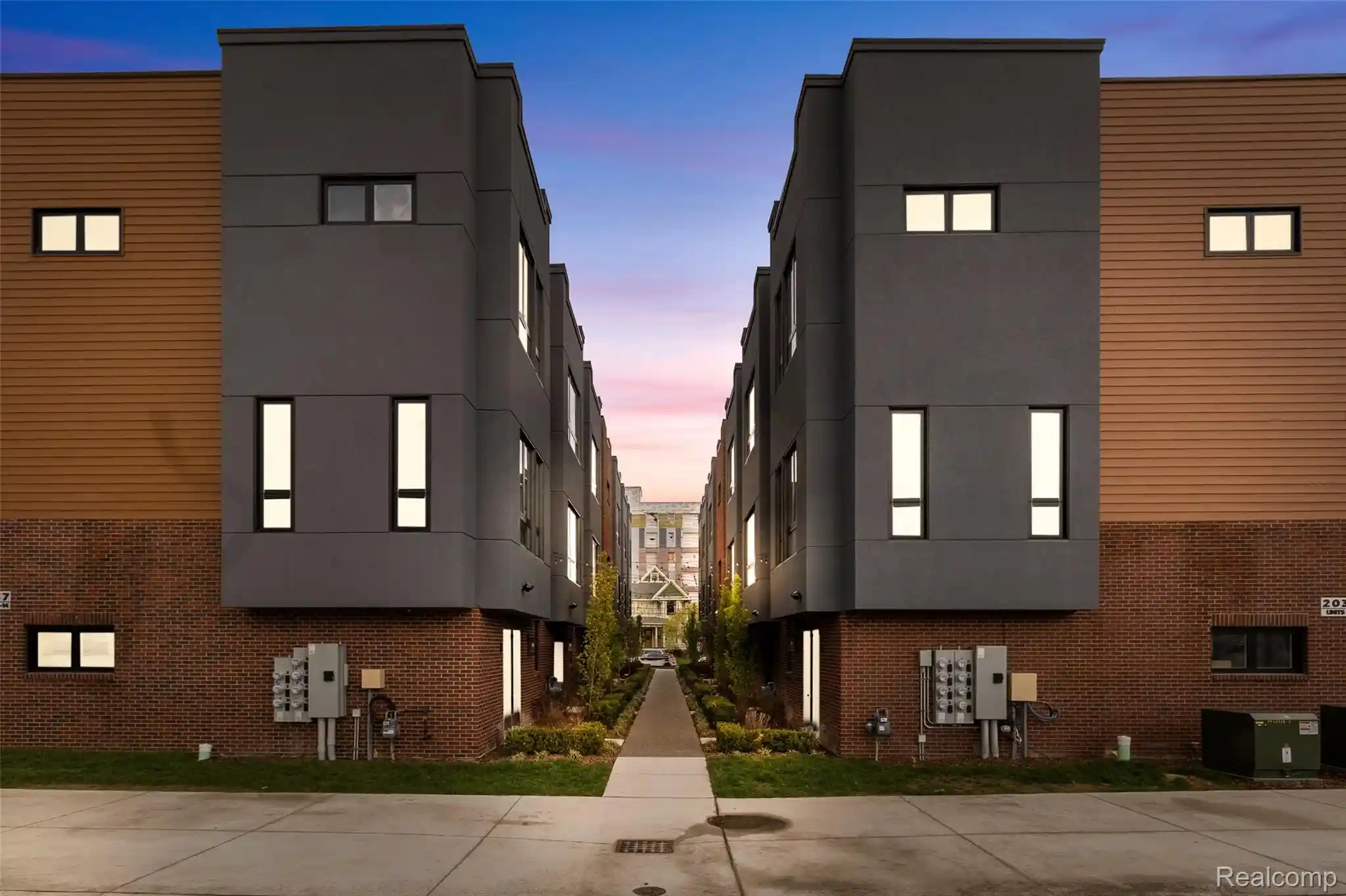 Listing Photo 1 - Condo for sale in 2037 11Th St located at 2037 11Th St, Detroit, MI 48216 - Unit #10