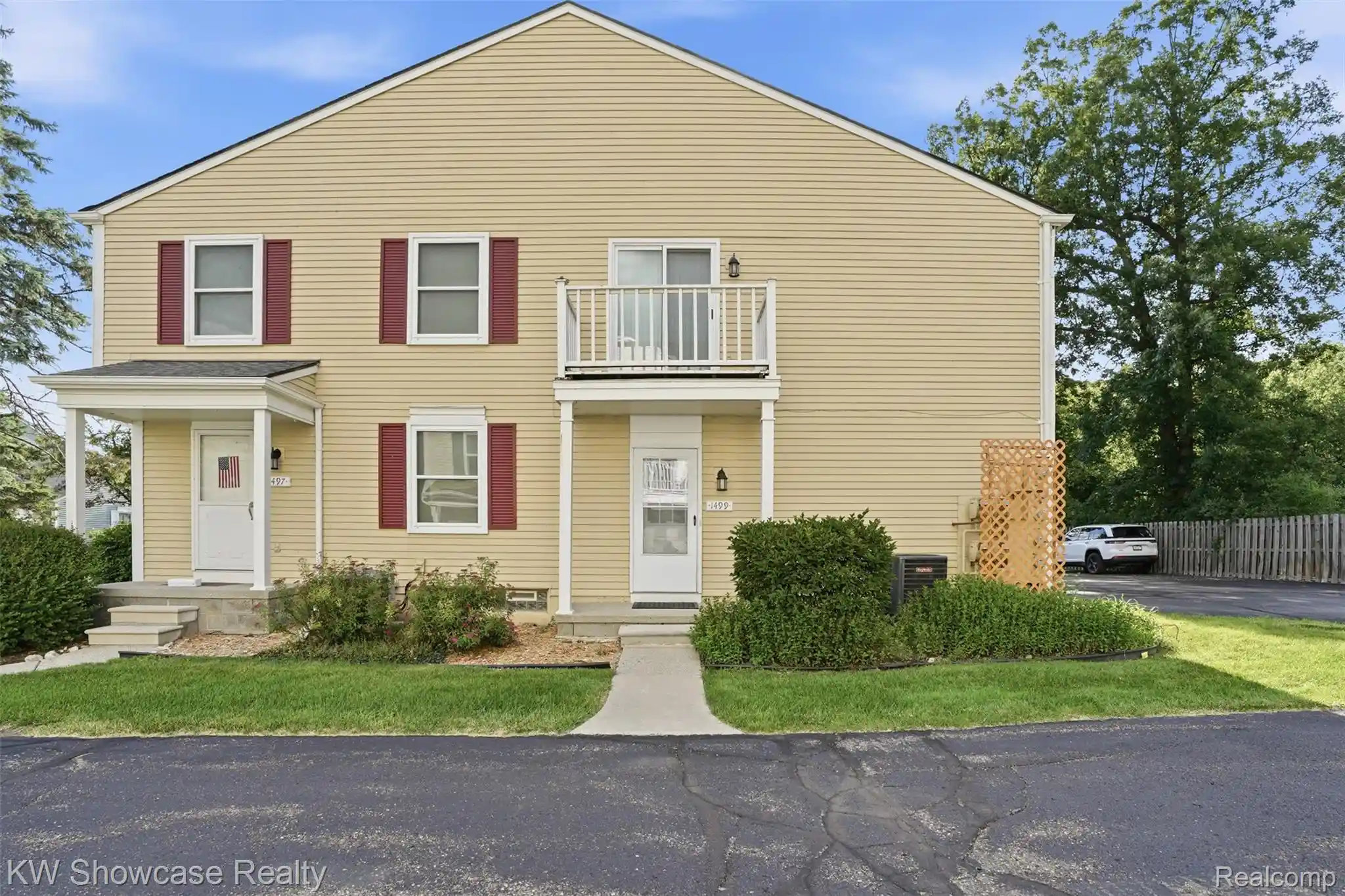 Photo 1 of Condo for sale at 1499 Mariner Dr, Walled Lake, MI 48390 | MLS# 20261078705 | Listing updated on 2026-10-15