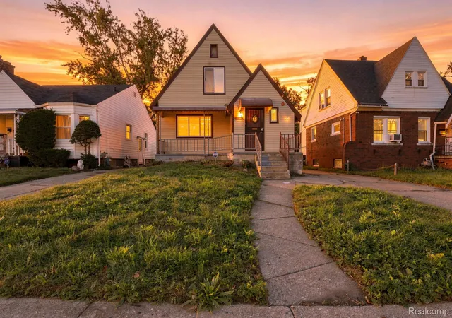 Photo 1 of Single family home for sale at 16532 Lauder St, Detroit, MI 48235 | MLS# 20261078704 | Listing updated on 2026-10-27