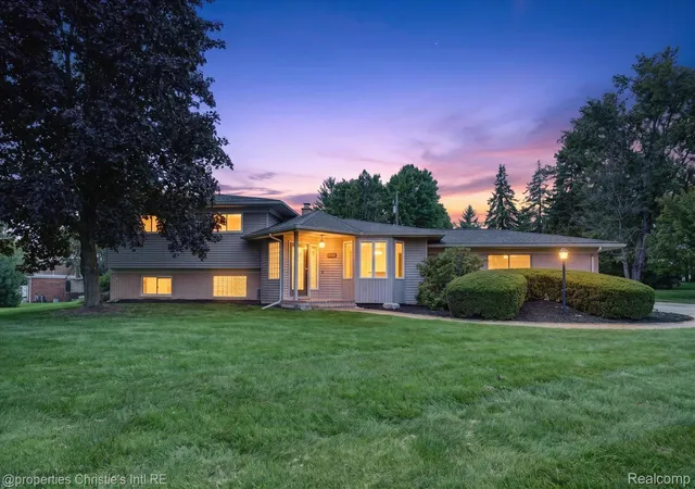 Single family home for sale at 249 W Hurst Dr, Troy, MI 48098 | MLS# 20261078740