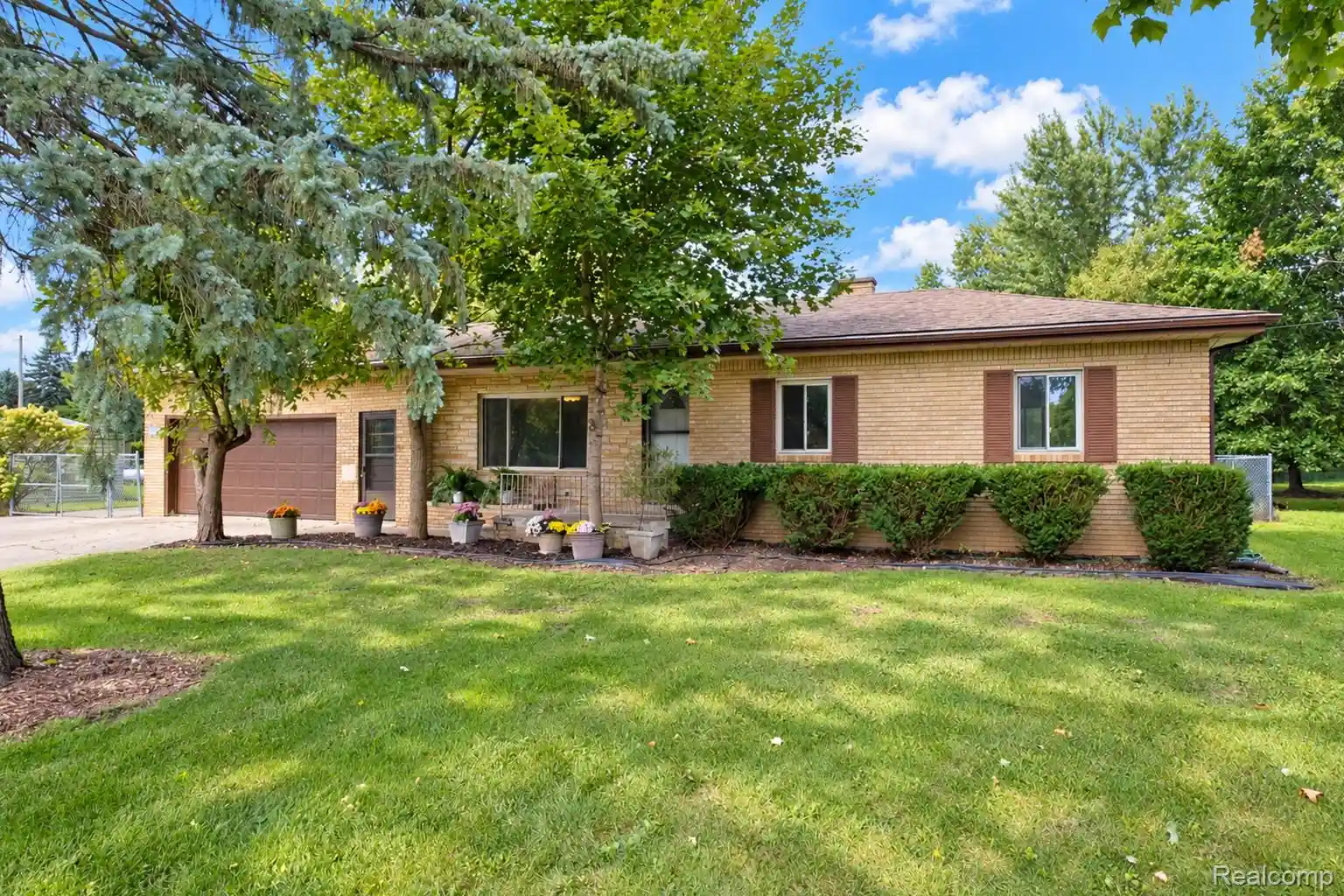 Photo 1 of Single family home for sale at 7230 Miller Rd, Swartz Creek, MI 48473 | MLS# 20261078786 | Listing updated on 2026-10-21