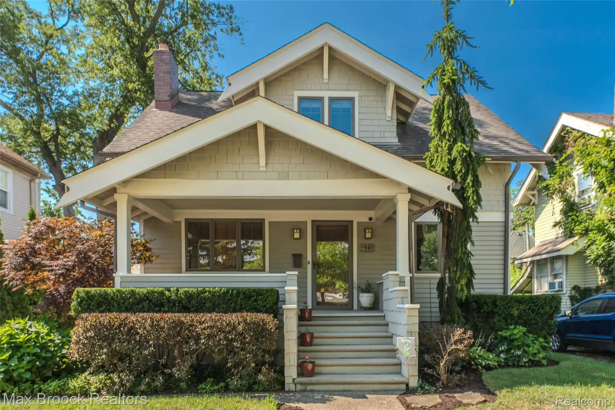 Photo 1 of Single family home for sale at 611 W 4th Street, Royal Oak, MI 48067 | MLS# 20261078806 | Listing updated on 2026-10-01