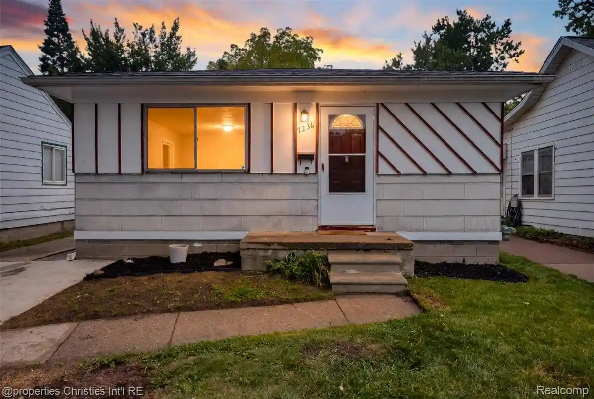 Photo 1 of Sale Pending at 7236 Meadow Ave, Warren, MI 48091 | MLS# 20261078837 | Listing updated on 2026-10-22