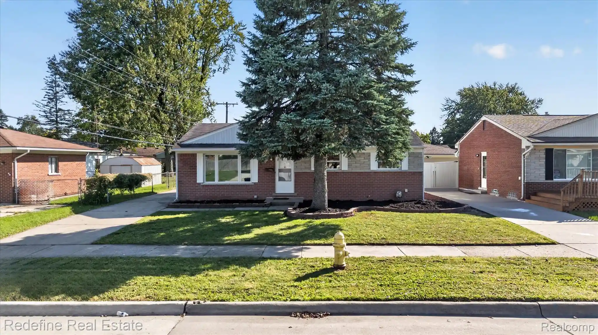 Photo 1 of Single family home for sale at 32453 Hiveley St, Westland, MI 48186 | MLS# 20261078857 | Listing updated on 2026-10-30
