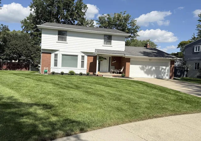 Photo 1 of Single family home for sale at 21850 Glenmorra St, Southfield, MI 48076 | MLS# 81026051938 | Listing updated on 2026-10-28
