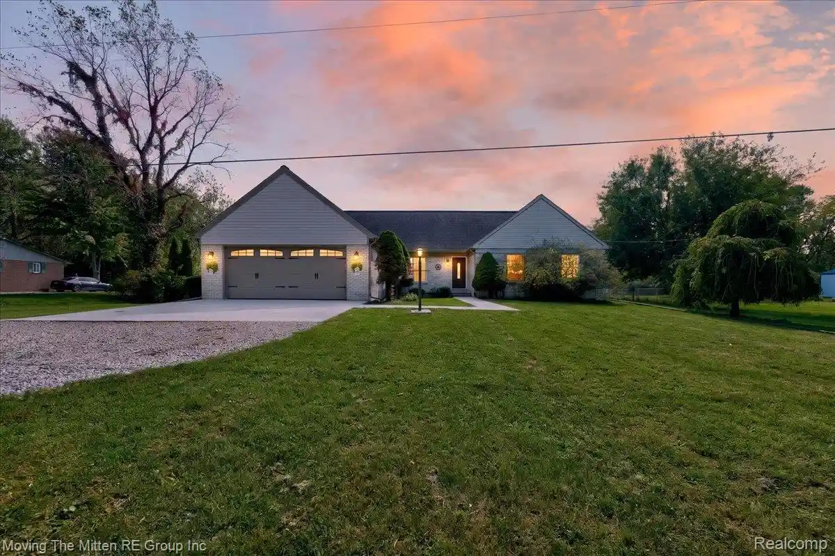Photo 1 of Single family home for sale at 8543 Oakville Waltz Rd, Belleville, MI 48111 | MLS# 20261078995 | Listing updated on 2026-10-21