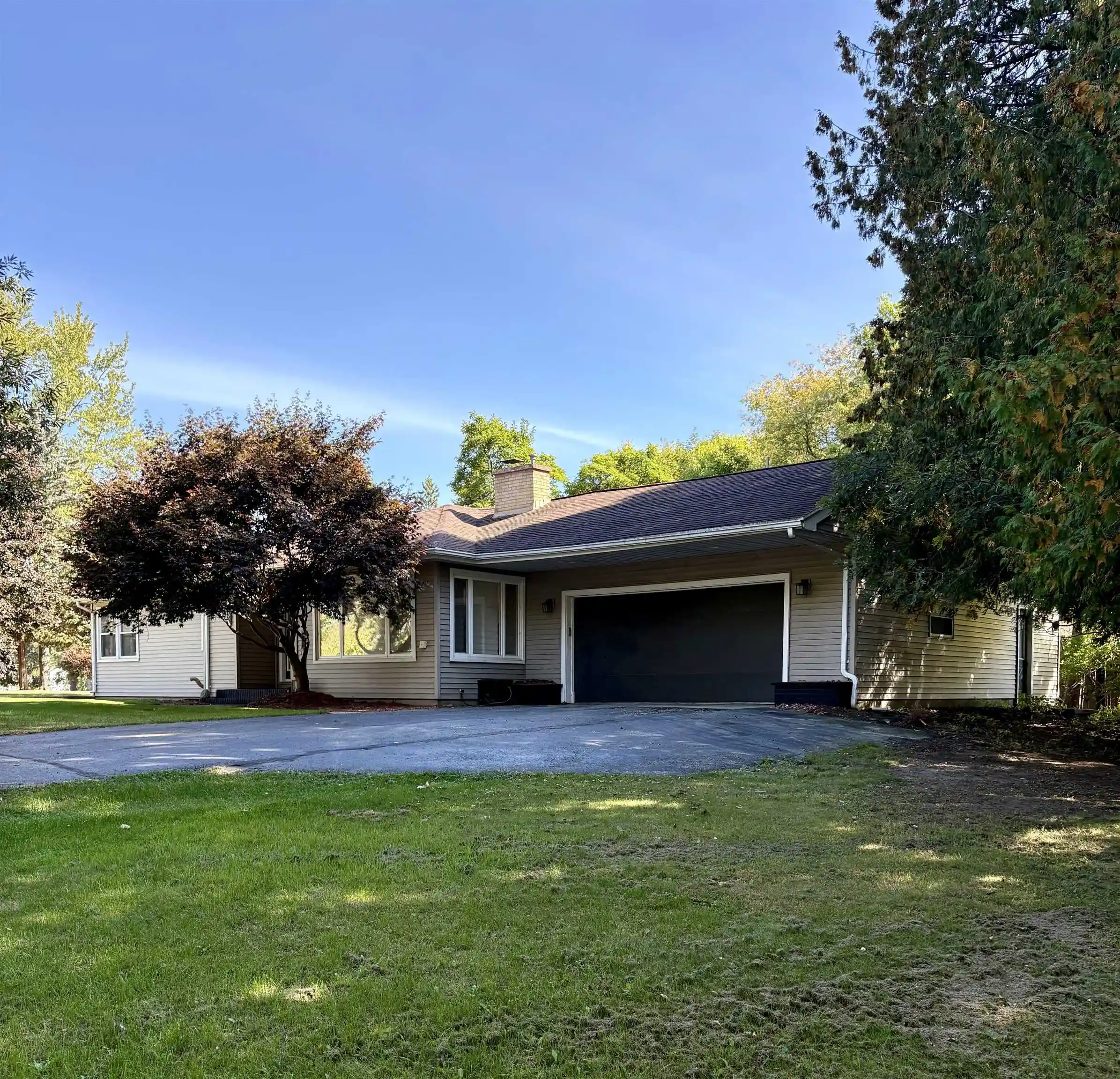 Photo 1 of Single family home for sale at 132 Fox Dr, Saint Louis, MI 48880 | MLS# 79080074048 | Listing updated on 2026-10-03