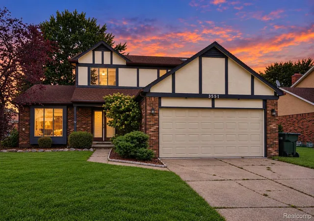 Photo 1 of Single family home for sale at 3551 Chippendale Dr, Sterling Heights, MI 48310 | MLS# 20261079073 | Listing updated on 2026-10-30