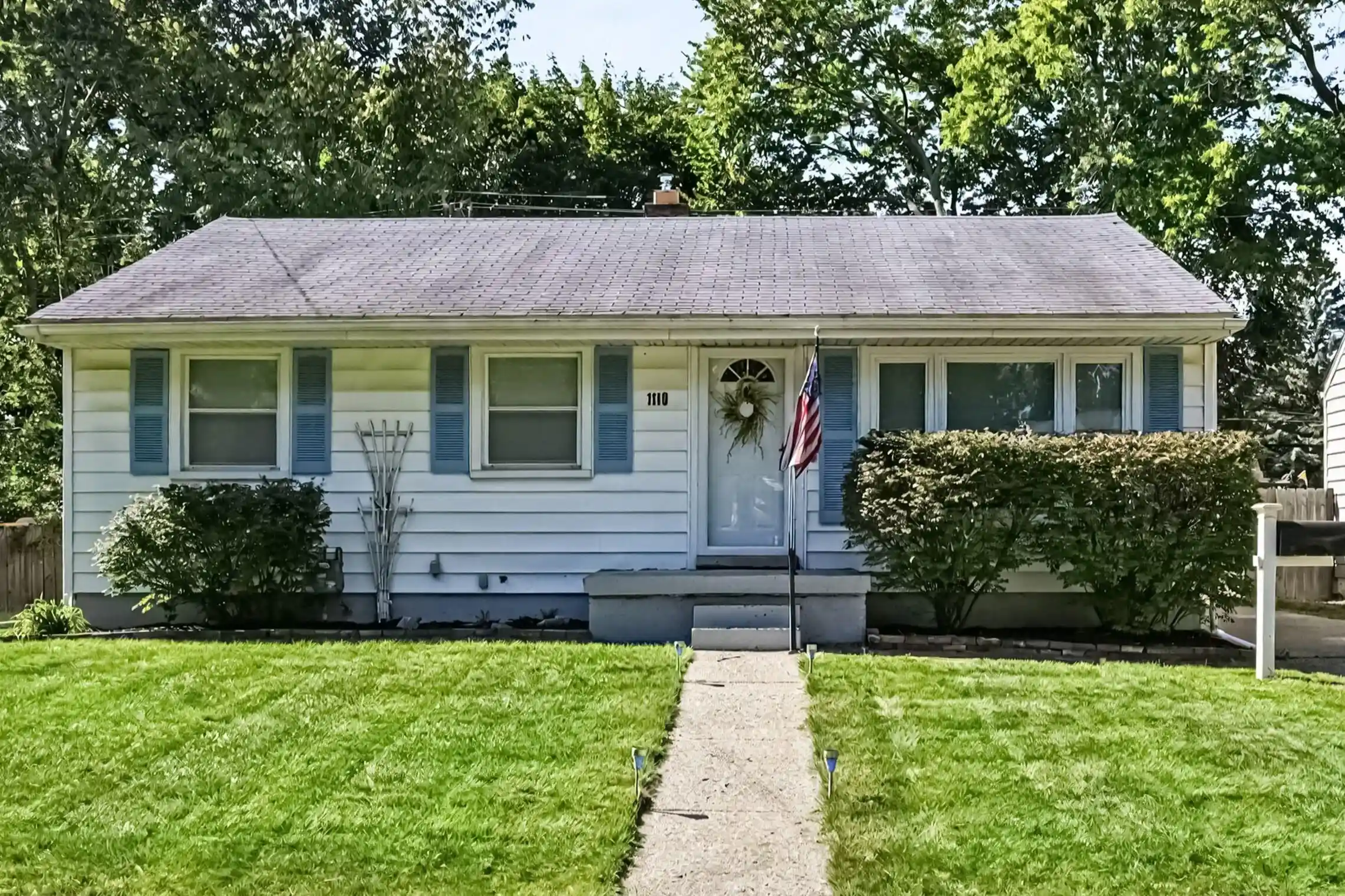 Photo 1 of Single family home for sale at 1110 Hull Ave, Ypsilanti, MI 48198 | MLS# 81026052012 | Listing updated on 2026-10-16