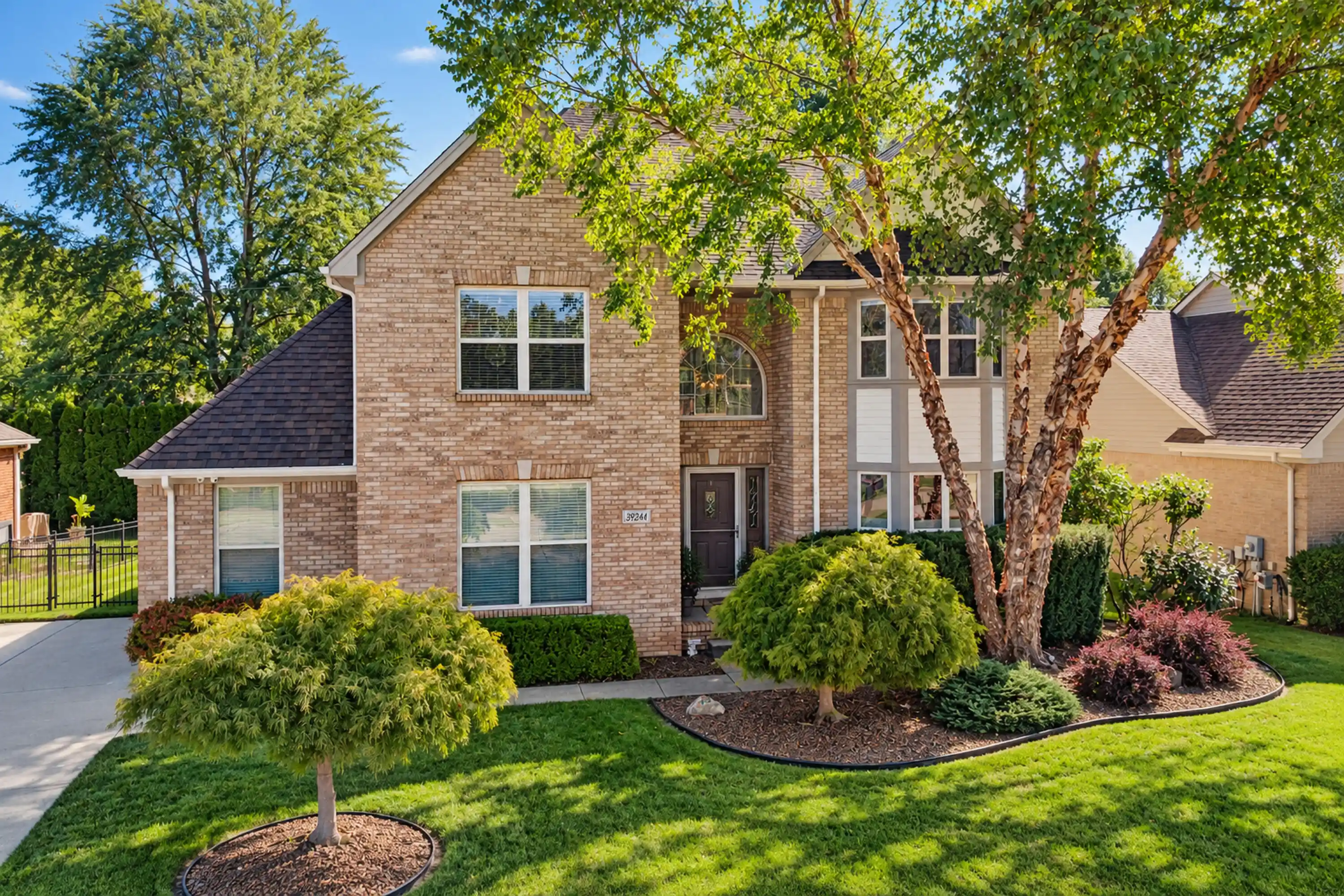 Photo 1 of Single family home for sale at 39244 Canterbury Dr, Harrison Township, MI 48045 | MLS# 81026052016 | Listing updated on 2026-09-30