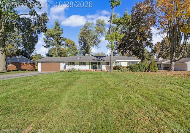 Single family home for sale at 7281 Cottonwood, West Bloomfield, MI 48322 | MLS# 20261079213 | Listing updated on 2026-10-29