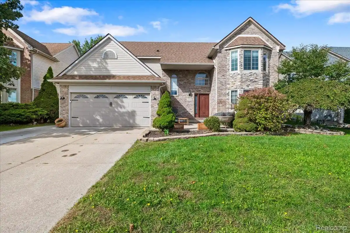 Photo 1 of Single family home for sale at 24364 Curtis Dr, Flat Rock, MI 48134 | MLS# 20261079290 | Listing updated on 2026-10-01