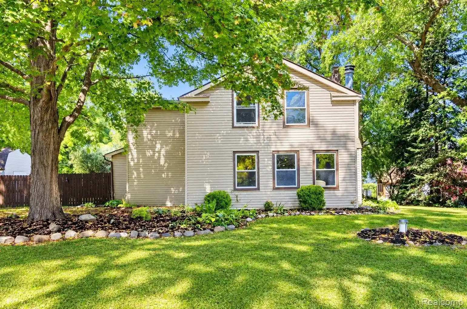 Photo 1 of Single family home for sale at 716 Commercial St, Commerce Township, MI 48382 | MLS# 20261079298 | Listing updated on 2026-10-02