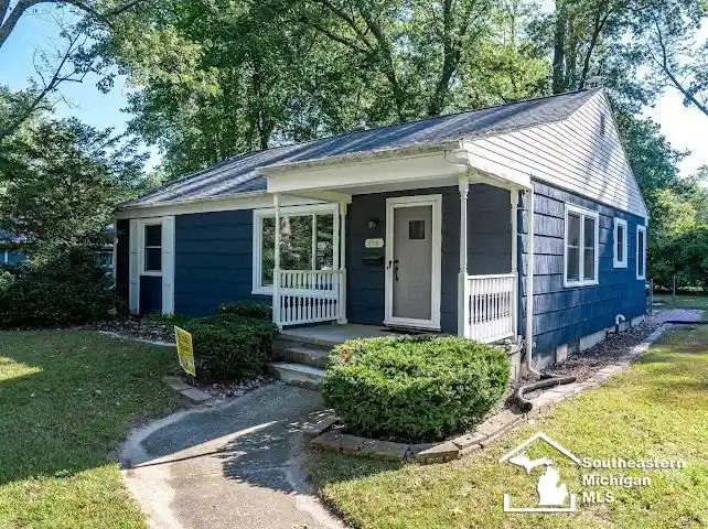 Photo 1 of Single family home for sale at 1516 Riverview Ave, Monroe, MI 48162 | MLS# 57050223506 | Listing updated on 2026-10-14