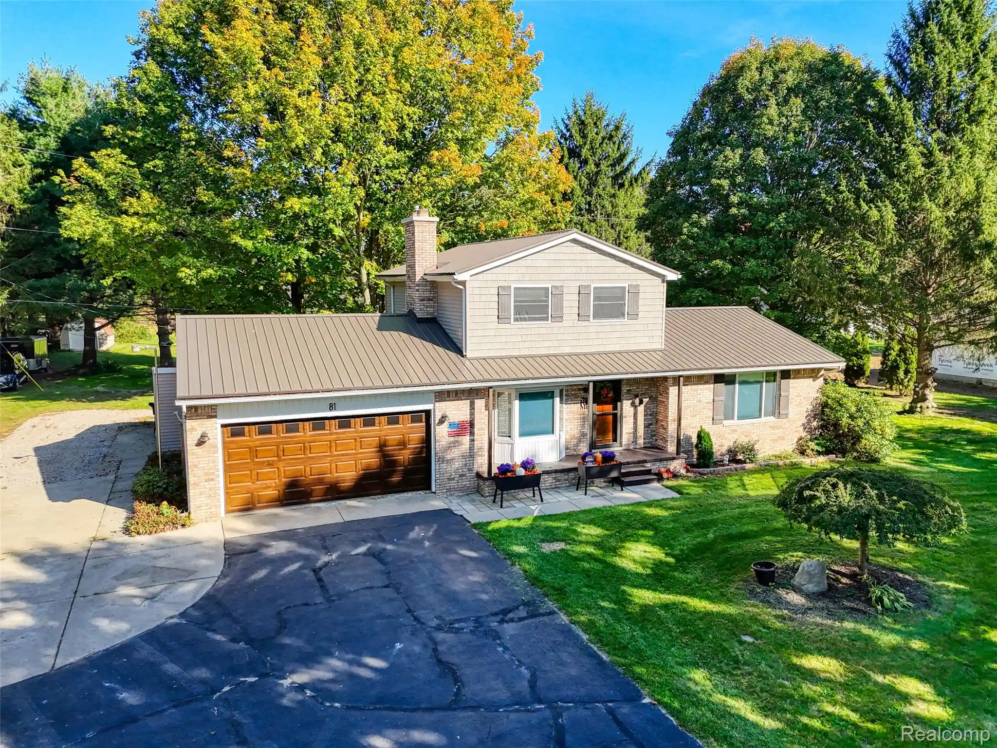 Photo 1 of Single family home for sale at 81 Groveland Dr, Howell, MI 48843 | MLS# 20261079481 | Listing updated on 2026-10-19