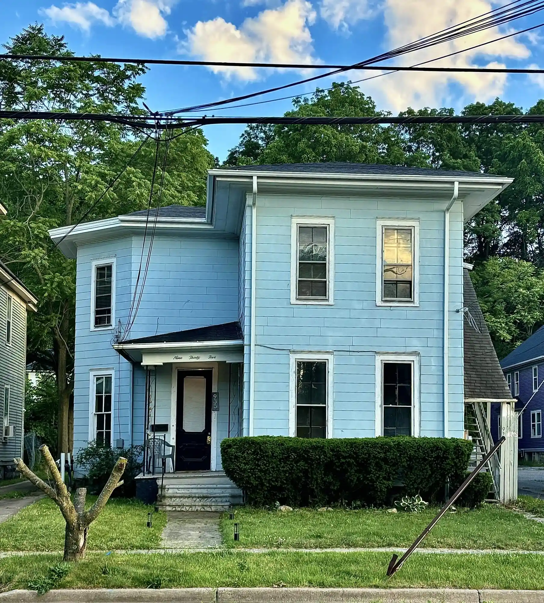 Photo 1 of Single family home for sale at 935 W Lovell St, Kalamazoo, MI 49007 | MLS# 66026052302 | Listing updated on 2026-10-01