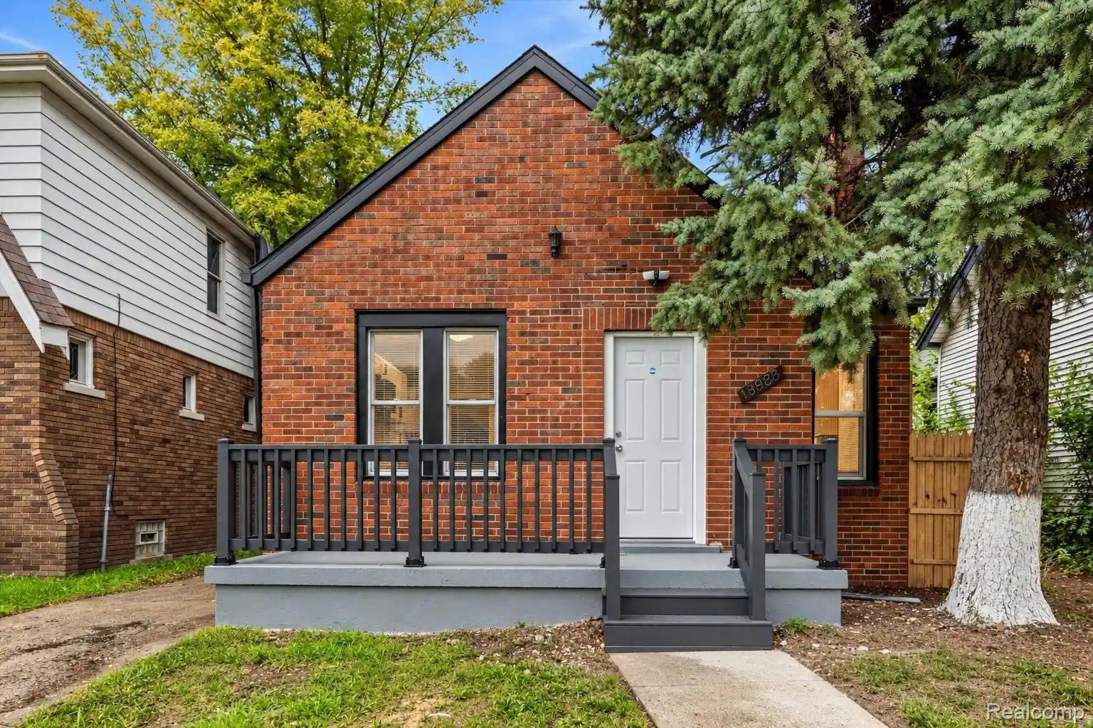 Photo 1 of Single family home for sale at 18969 Fairport St, Detroit, MI 48205 | MLS# 20261079495 | Listing updated on 2026-10-20
