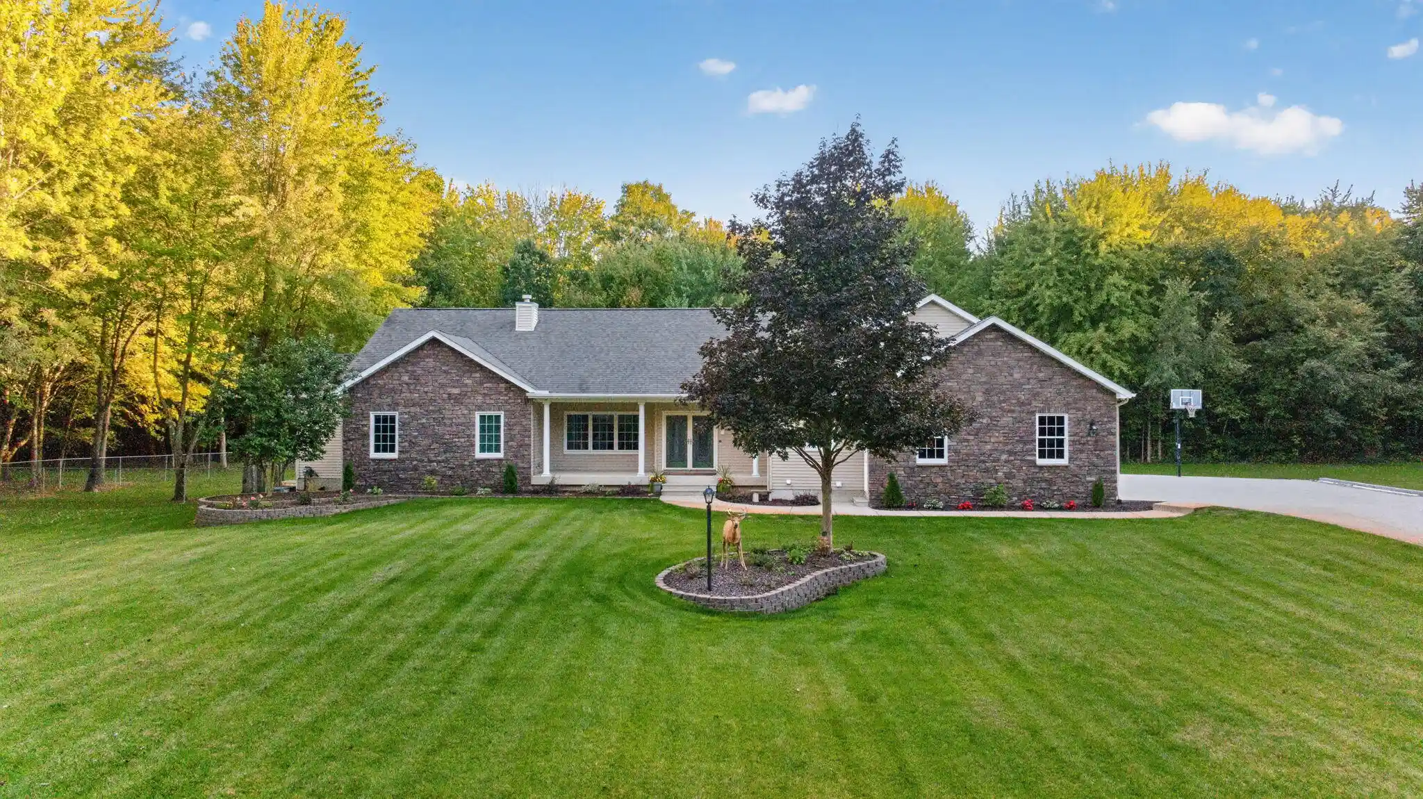 Photo 1 of Single family home for sale at 6735 Mccain Rd, Spring Arbor, MI 49283 | MLS# 55026052336 | Listing updated on 2026-10-14