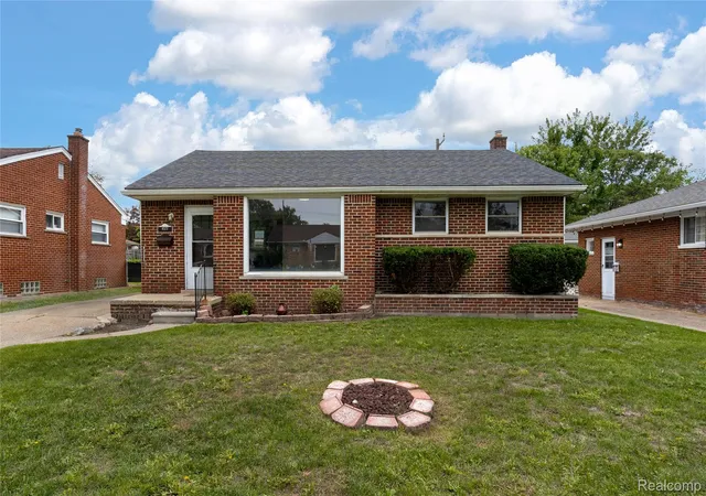 Single family home for sale at 8577 Dixie Ln, Dearborn Heights, MI 48127 | MLS# 20261079598