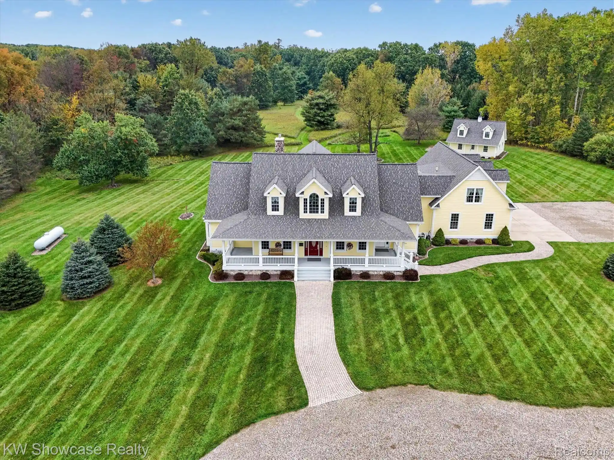 Photo 1 of Single family home for sale at 6624 W Coon Lake Rd, Howell, MI 48843 | MLS# 20261079678 | Listing updated on 2026-10-23