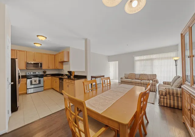 Photo 1 of Condo for sale at 228 W Oakbrook Dr, Ann Arbor, MI 48103 | MLS# 81026052474 | Listing updated on 2026-10-29