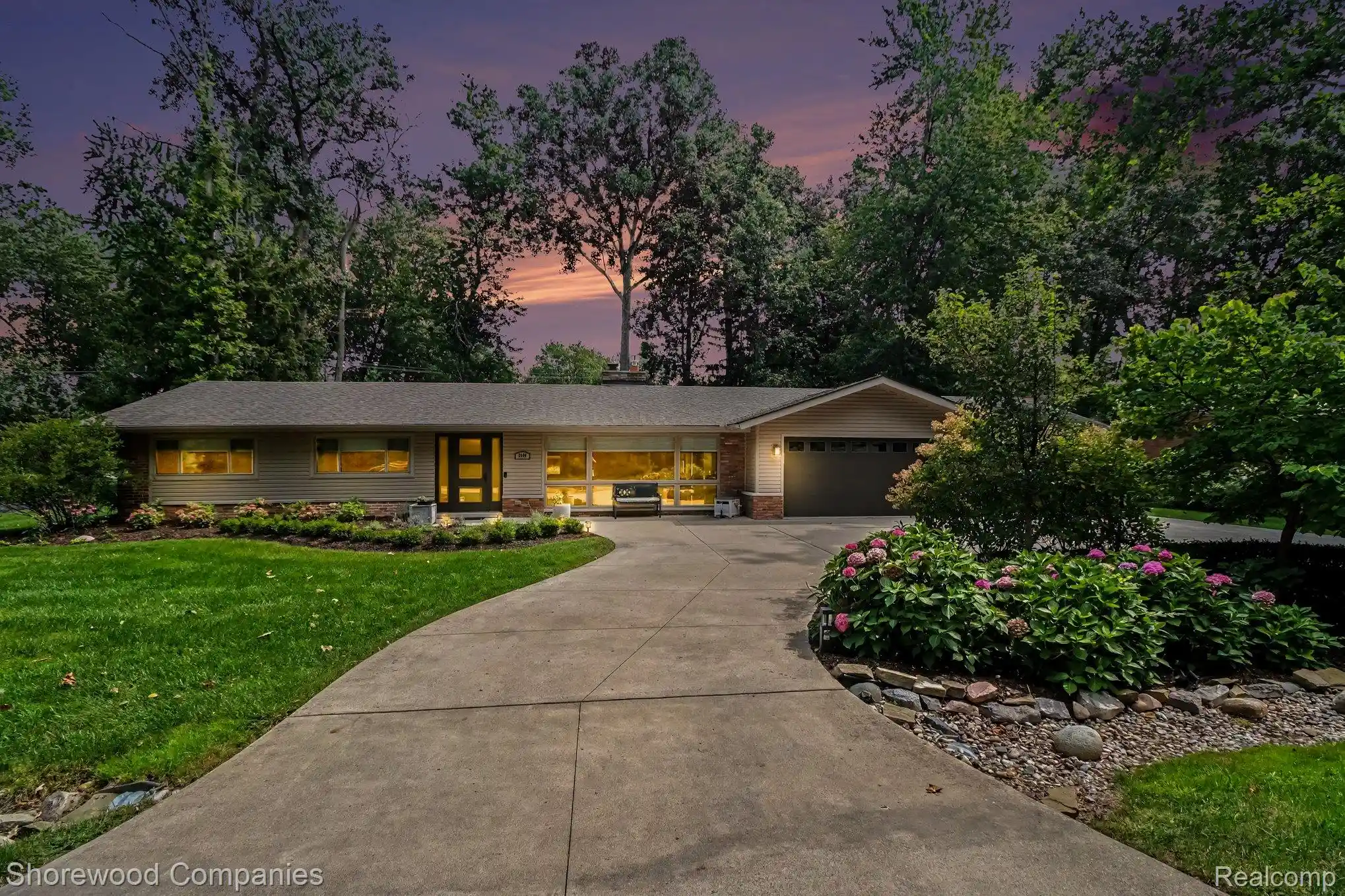 Photo 1 of Sale Pending at 3144 Upton Dr, Troy, MI 48084 | MLS# 20261079844 | Listing updated on 2026-10-22