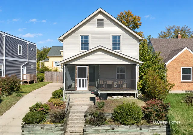 Photo 1 of Sale Pending at 1131 Race St Ne, Grand Rapids, MI 49503 | MLS# 65026052561 | Listing updated on 2026-10-26