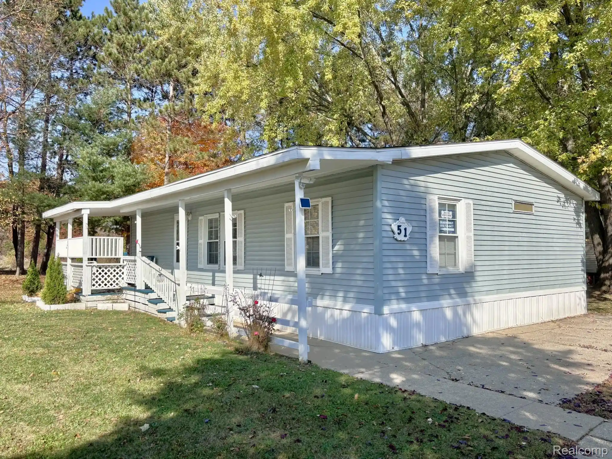 Photo 1 of Single family home for sale at 51 Green Valley Rd, Flint, MI 48506 | MLS# 20261079967 | Listing updated on 2026-10-30