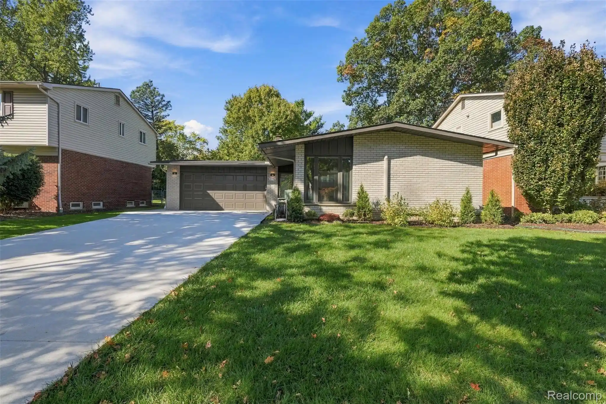 Photo 1 of Single family home for sale at 2770 Manchester Rd, Ann Arbor, MI 48104 | MLS# 20261080004 | Listing updated on 2026-10-21