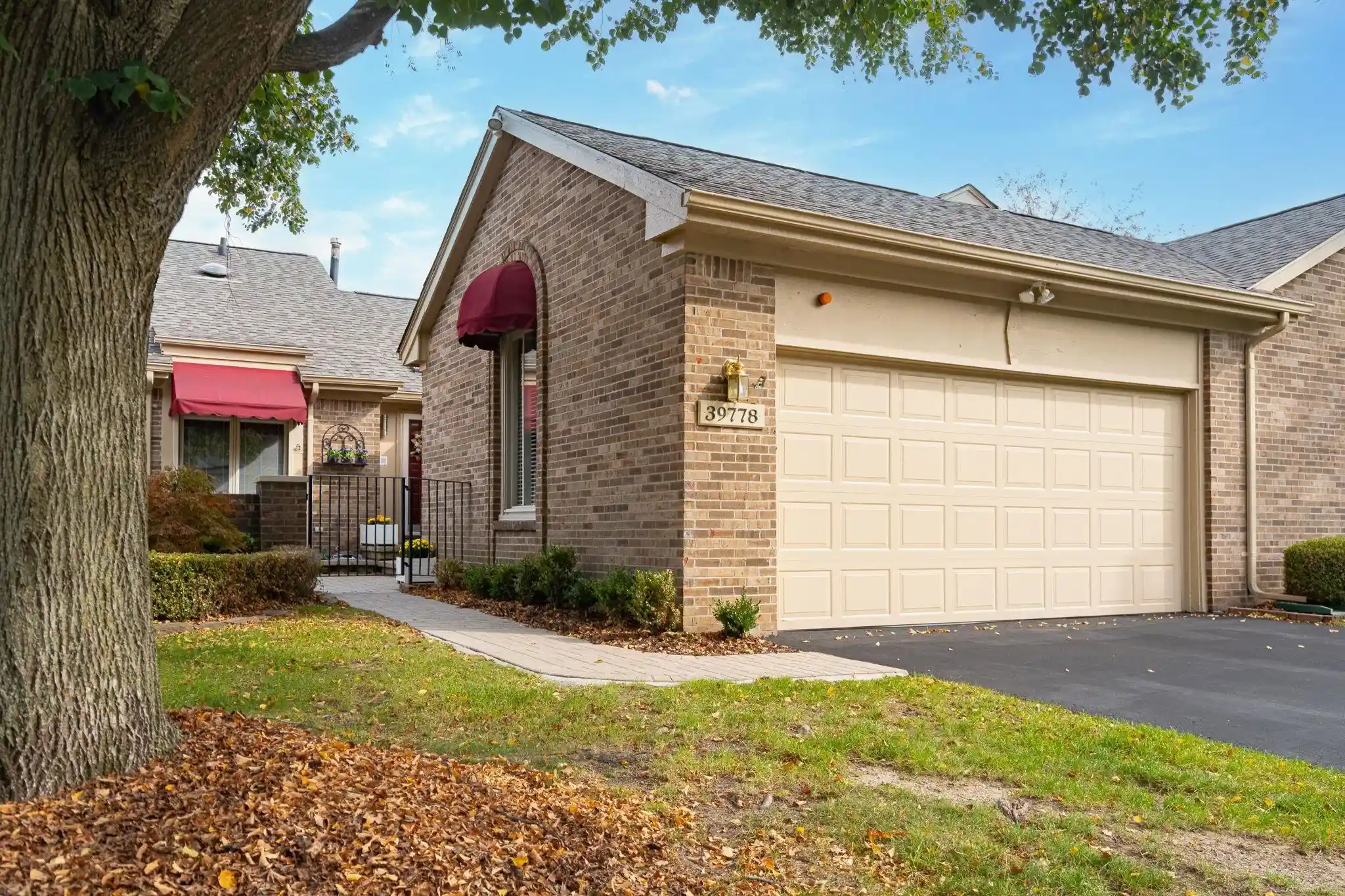 Photo 1 of Condo for sale at 39778 Mount Elliott Dr, Clinton Township, MI 48038 | MLS# 58050223789 | Listing updated on 2026-10-14