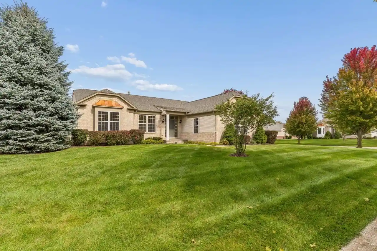 Photo 1 of Condo for sale at 6351 Prairie Dunes Dr, Grand Blanc, MI 48439 | MLS# 5050223860 | Listing updated on 2026-10-22