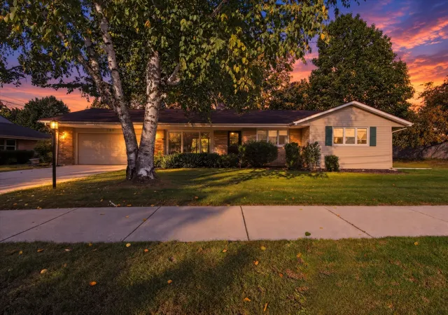 Single family home for sale at 569 Charles Ave, Alma, MI 48801 | MLS# 79080074253