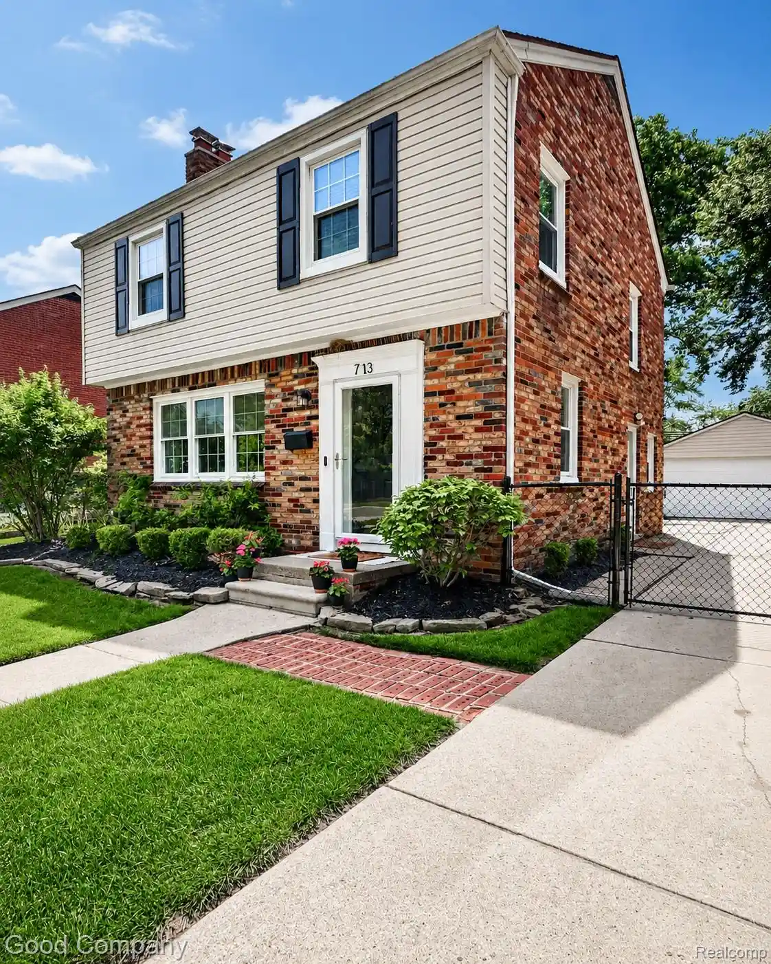Single family home for sale at 713 N Wilson Ave, Royal Oak, MI 48067 | MLS# 20261080768