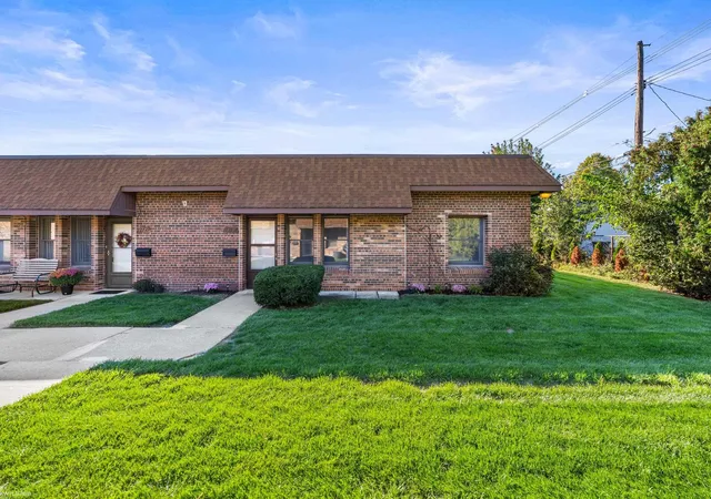 Photo 1 of Condo for sale at 22731 Garfield St, Saint Clair Shores, MI 48082 | MLS# 58050223977 | Listing updated on 2026-10-26